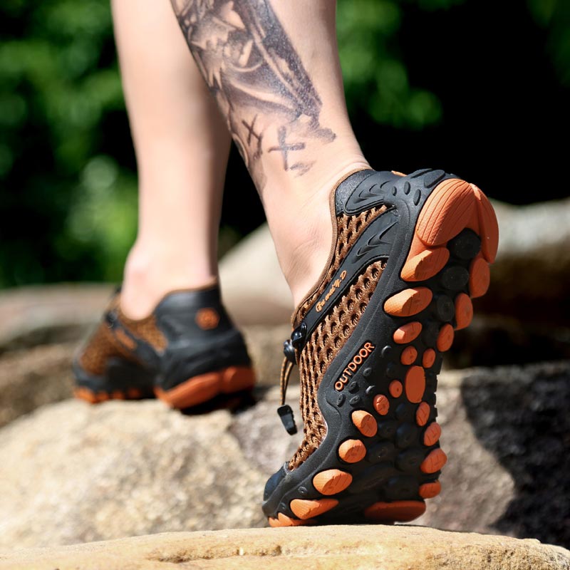 High Tech Office Room - Trekking Gunung Sepatu Olahraga Pria Basket