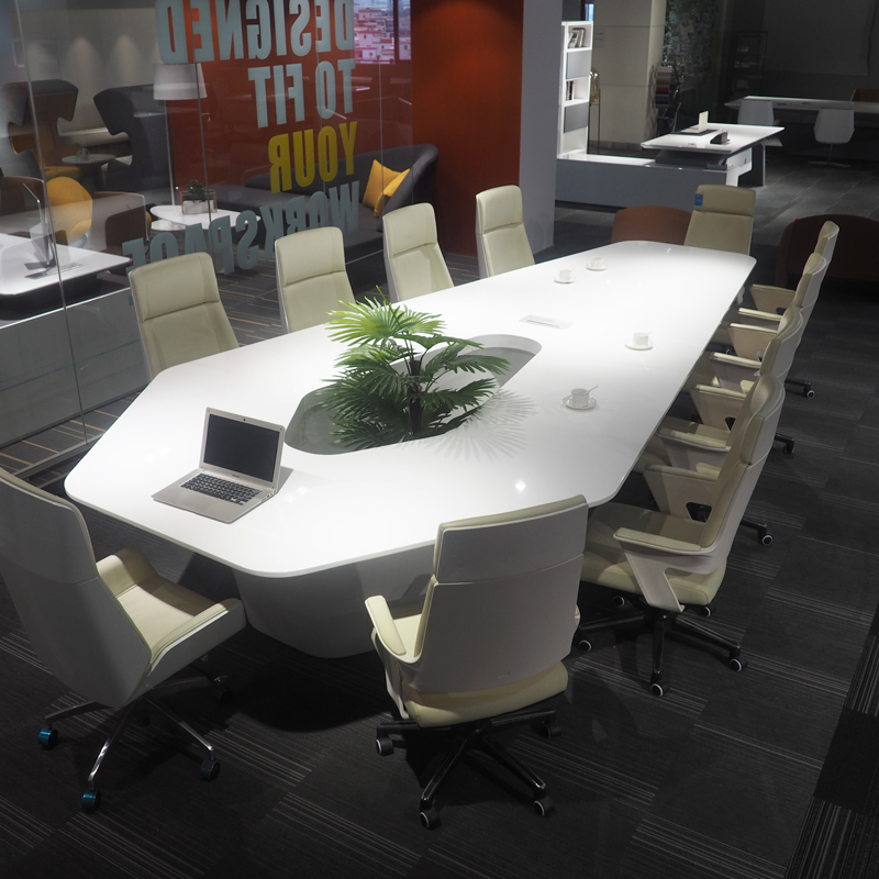 Meja Rapat Konferensi Ruang Ra - High Tech Office Room ulasan dan harga
