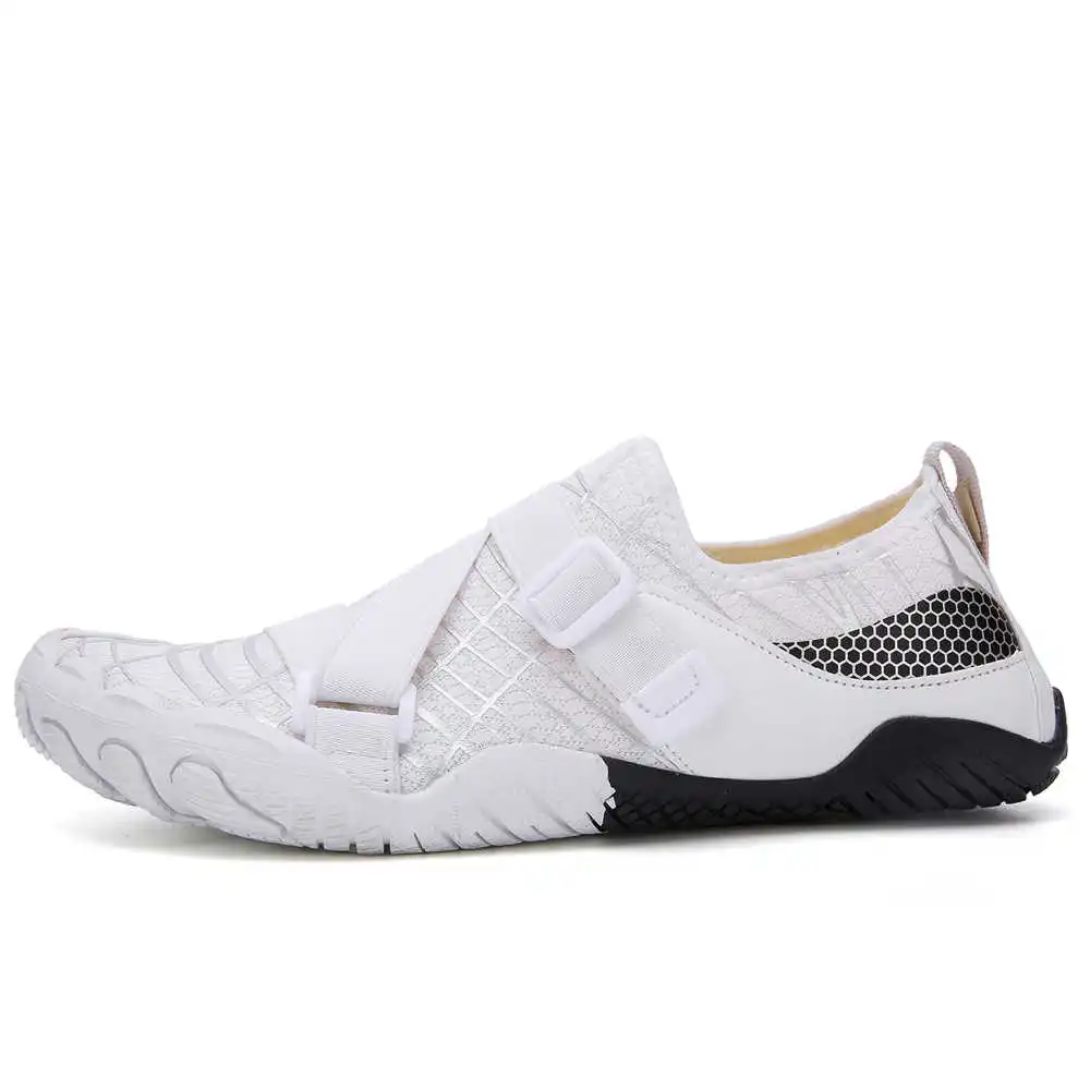 Sandal pantai bermotif ukuran  - High Tech Office Room ulasan dan harga